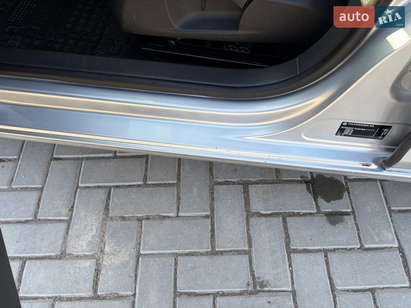 Хэтчбек Volkswagen Golf 2012 в Кропивницком