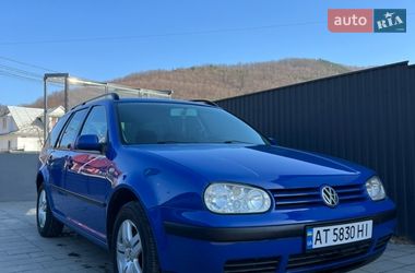Універсал Volkswagen Golf 2002 в Делятині