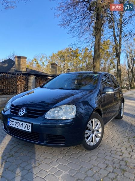Volkswagen Golf 2004
