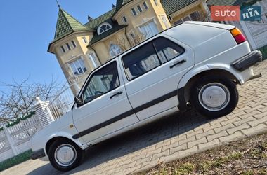 Хетчбек Volkswagen Golf 1990 в Чернівцях