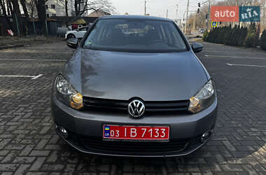 Хэтчбек Volkswagen Golf 2009 в Луцке