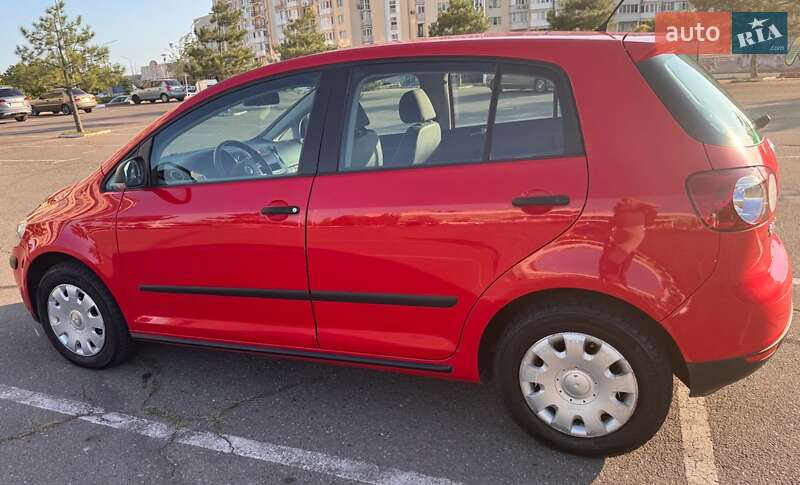 Хэтчбек Volkswagen Golf 2009 в Николаеве