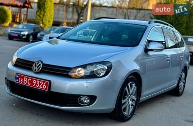 Универсал Volkswagen Golf 2010 в Ровно