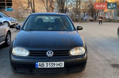 Хетчбек Volkswagen Golf 2001 в Вінниці