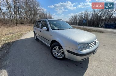 Универсал Volkswagen Golf 2003 в Сокирянах