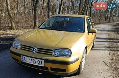 Хэтчбек Volkswagen Golf 1999 в Яготине