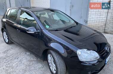Хетчбек Volkswagen Golf 2006 в Черкасах