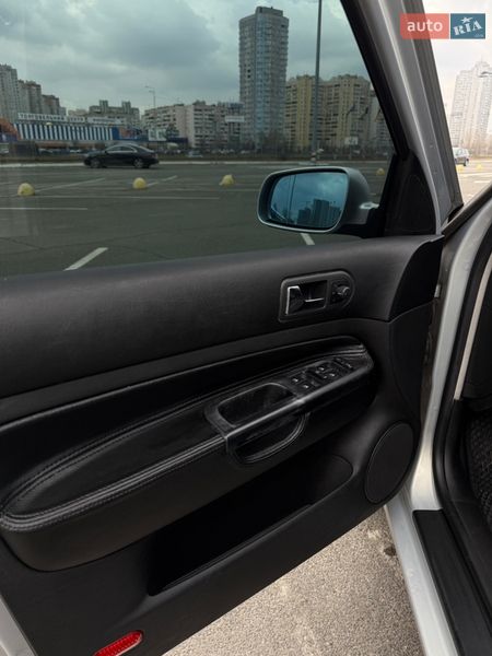 Хэтчбек Volkswagen Golf 2000 в Киеве