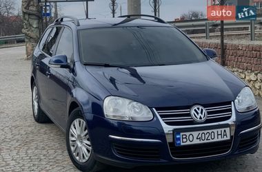 Універсал Volkswagen Golf 2009 в Тернополі