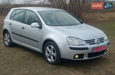 Хэтчбек Volkswagen Golf 2005 в Дубно