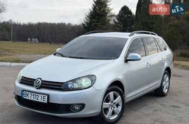 Универсал Volkswagen Golf 2011 в Ровно