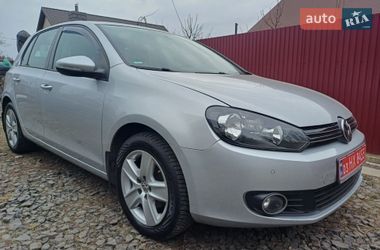 Хэтчбек Volkswagen Golf 2010 в Киверцах