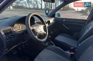 Универсал Volkswagen Golf 2000 в Днепре