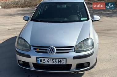 Хэтчбек Volkswagen Golf 2004 в Виннице