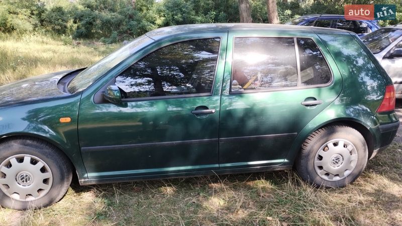 Volkswagen Golf 2000