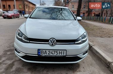 Хэтчбек Volkswagen Golf 2020 в Кропивницком