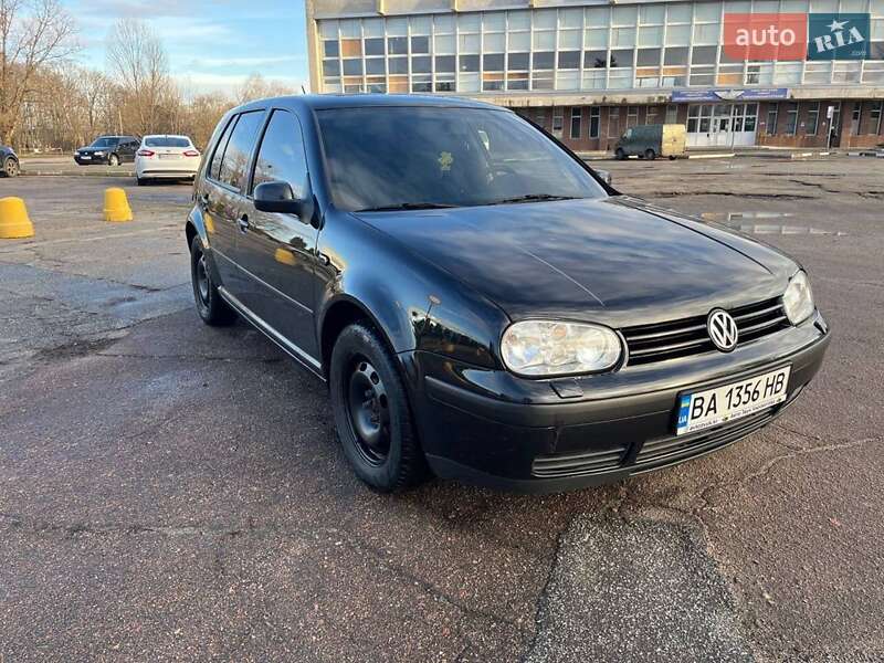Volkswagen Golf 1998