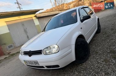 Хэтчбек Volkswagen Golf 1998 в Стрые