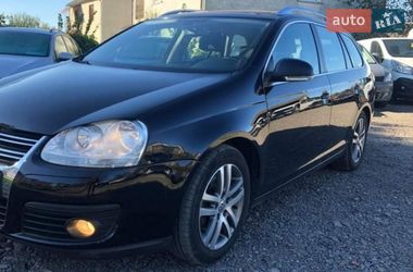 Универсал Volkswagen Golf 2009 в Шумске