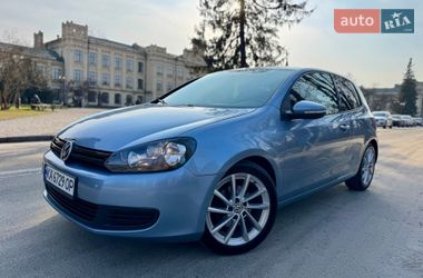 Хетчбек Volkswagen Golf 2010 в Києві