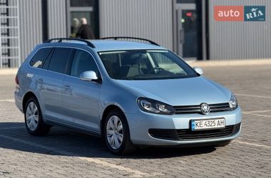 Універсал Volkswagen Golf 2010 в Кривому Розі