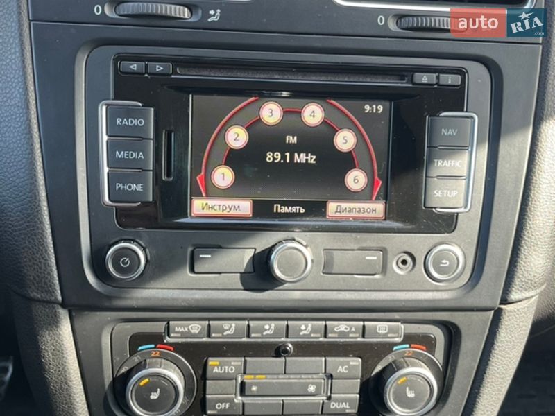 Универсал Volkswagen Golf 2011 в Сумах