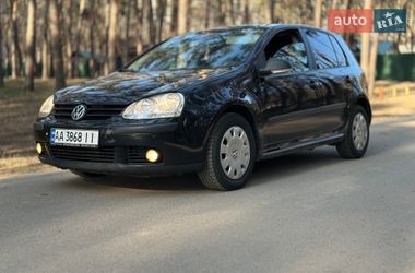 Хэтчбек Volkswagen Golf 2007 в Киеве