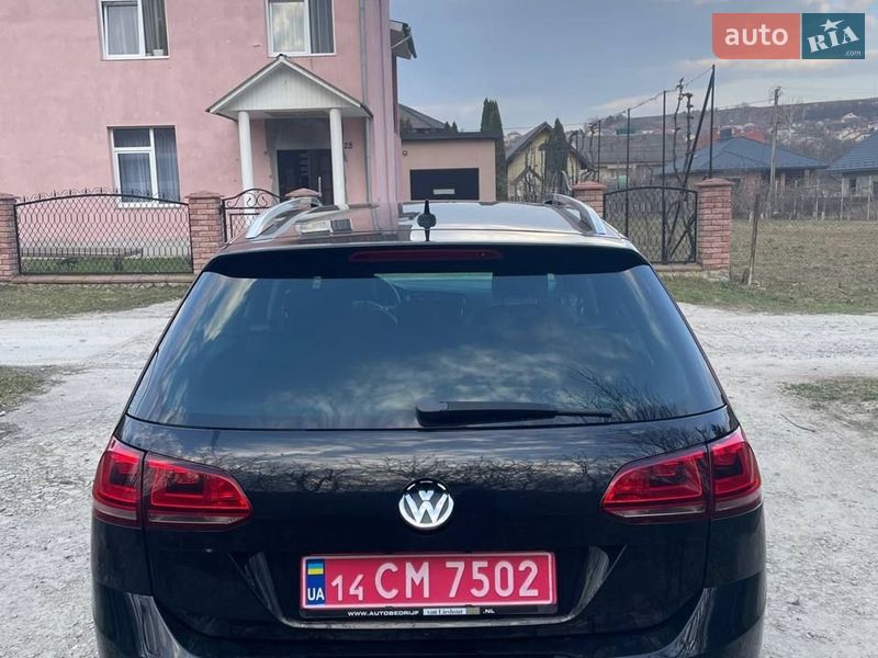 Универсал Volkswagen Golf 2014 в Чорткове