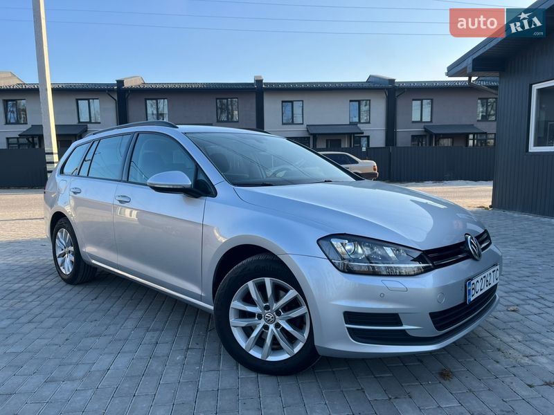 Универсал Volkswagen Golf 2015 в Львове