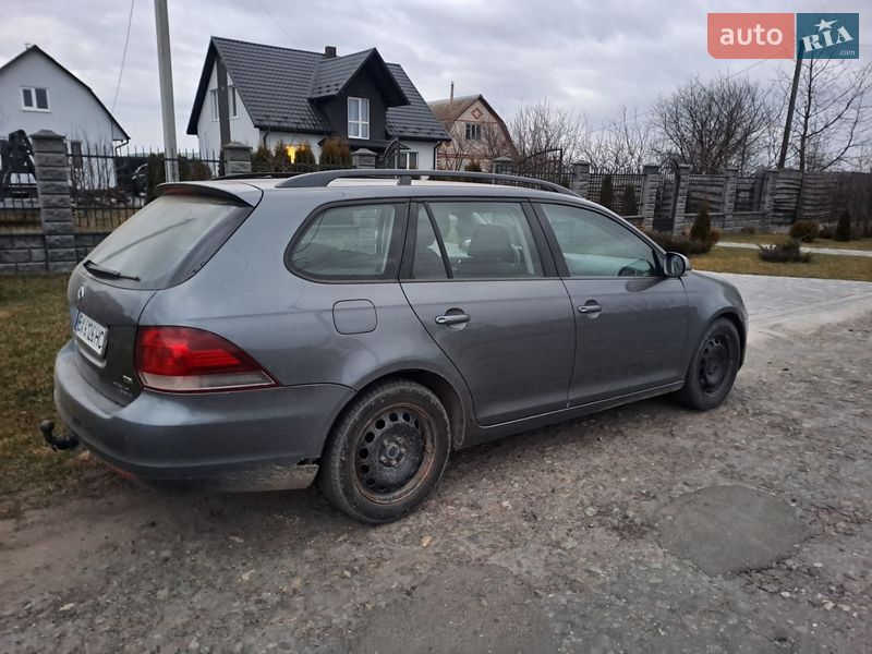 Універсал Volkswagen Golf 2009 в Славуті
