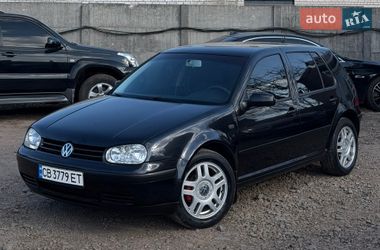 Хетчбек Volkswagen Golf 2000 в Чернігові