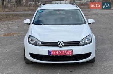 Універсал Volkswagen Golf 2010 в Луцьку