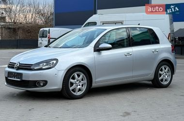 Хетчбек Volkswagen Golf 2011 в Рівному