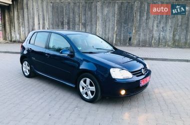 Хэтчбек Volkswagen Golf 2008 в Луцке