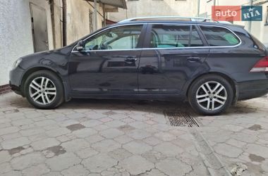 Універсал Volkswagen Golf 2010 в Тернополі