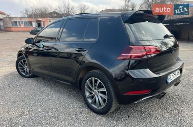Хетчбек Volkswagen Golf 2017 в Кривому Розі