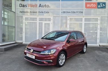 Хэтчбек Volkswagen Golf 2019 в Киеве