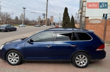 Універсал Volkswagen Golf 2009 в Дніпрі