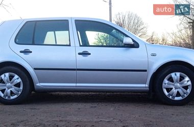 Хэтчбек Volkswagen Golf 2001 в Хмельницком