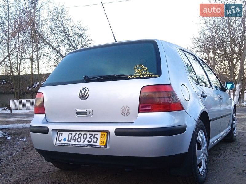 Хэтчбек Volkswagen Golf 2001 в Хмельницком