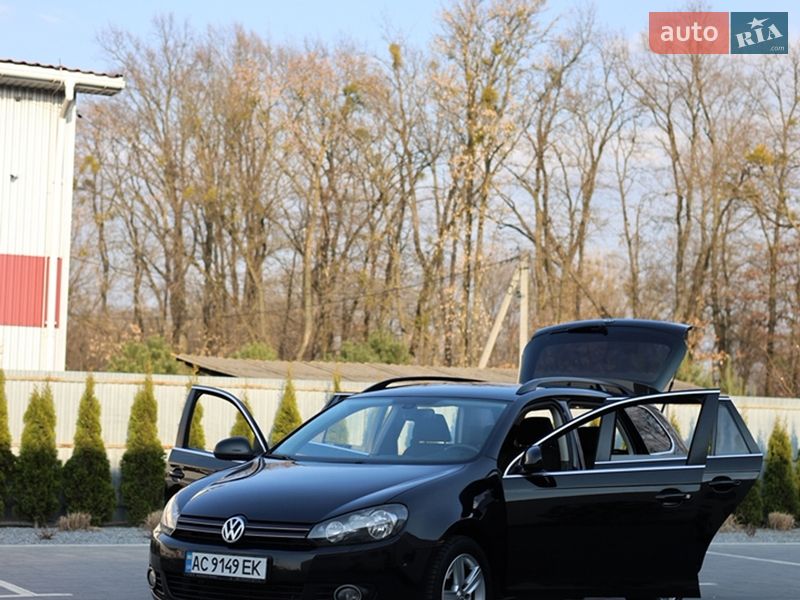 Универсал Volkswagen Golf 2011 в Луцке