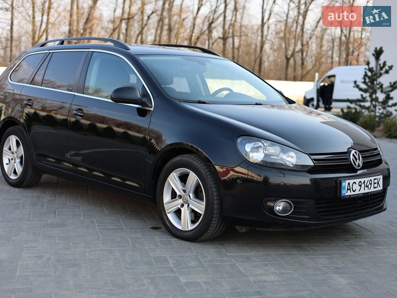 Универсал Volkswagen Golf 2011 в Луцке