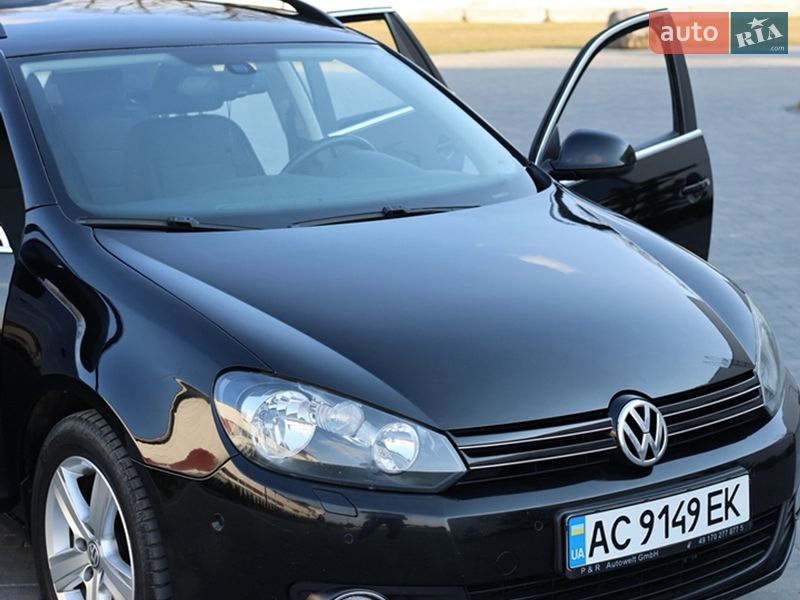 Универсал Volkswagen Golf 2011 в Луцке