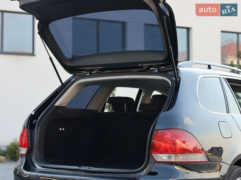 Универсал Volkswagen Golf 2011 в Луцке