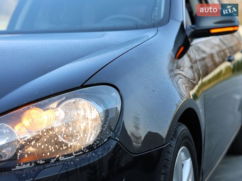 Универсал Volkswagen Golf 2011 в Луцке