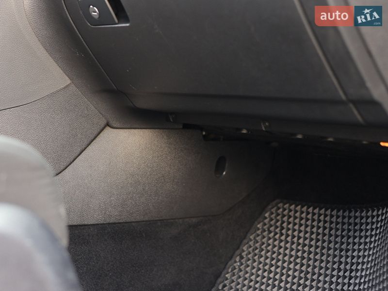 Универсал Volkswagen Golf 2011 в Луцке