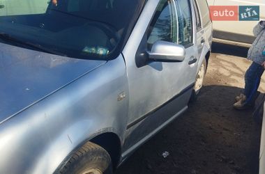 Універсал Volkswagen Golf 2003 в Дніпрі