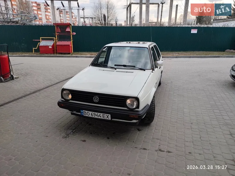 Volkswagen Golf