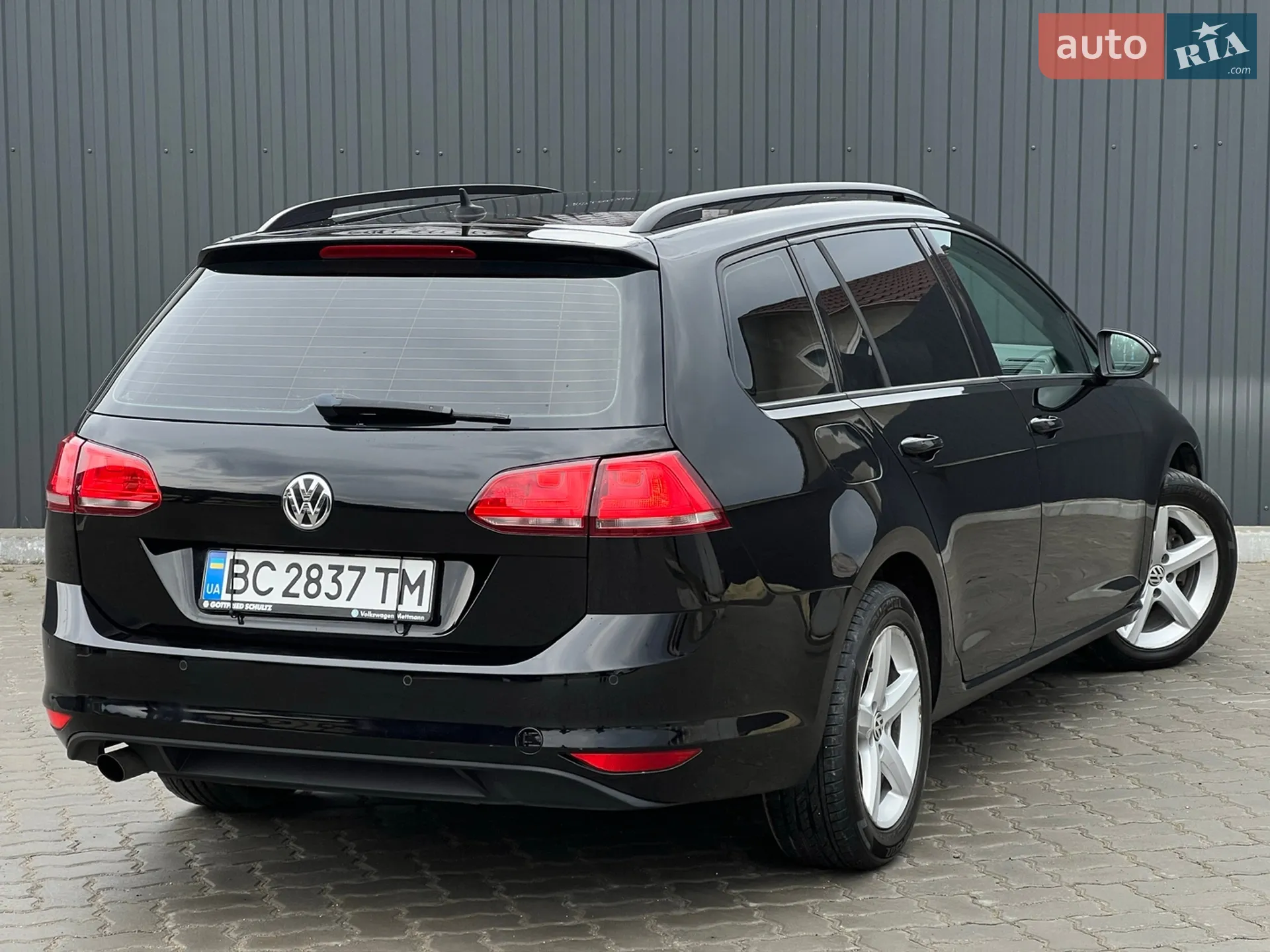 Volkswagen Golf 2015 VIN WVWZZZAUZFP634334 фото оголошення 15 з 96