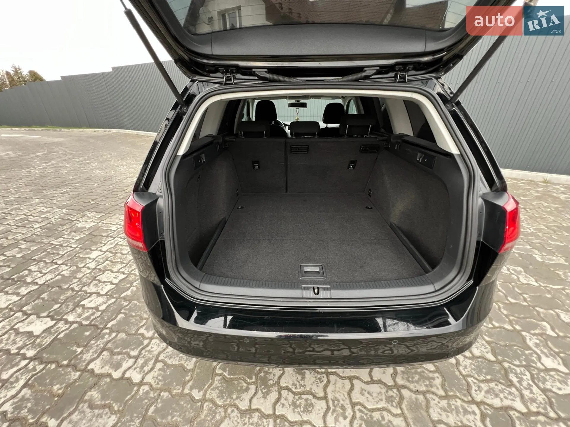 Volkswagen Golf 2015 VIN WVWZZZAUZFP634334 фото оголошення 38 з 96